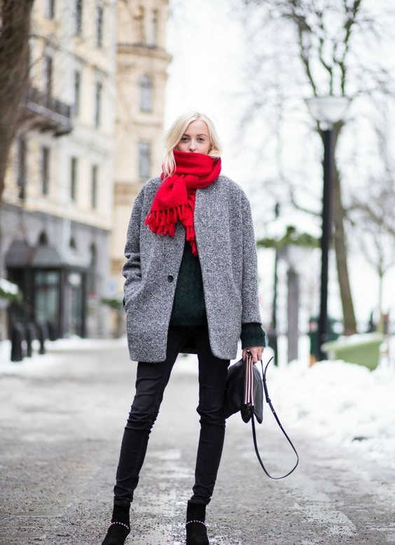 How To Wear Scarves For Women Easy Street Style Ideas 2022