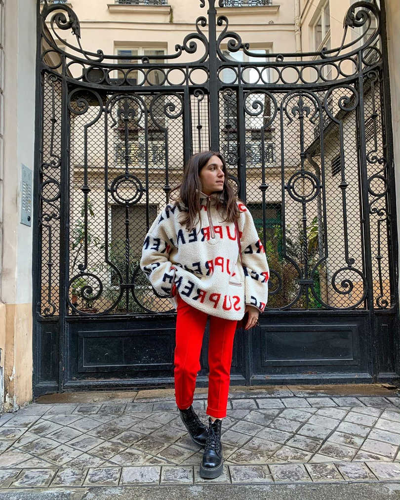 What To Wear With Red Pants For Women Kickass Style Guide 2021