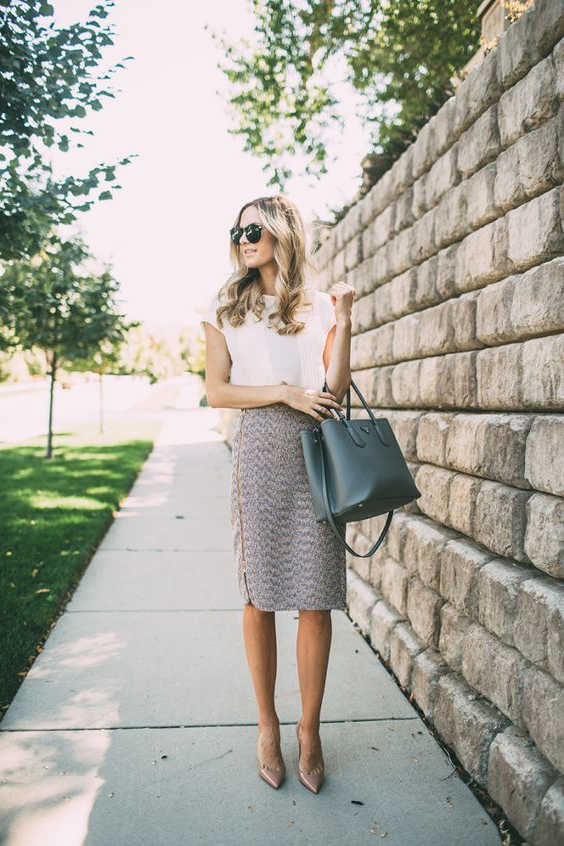 How To Wear Pencil Skirts: Amazing Outfits To Underline Your Style 2022