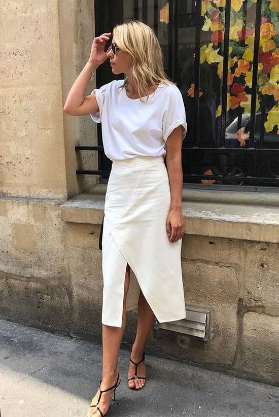 How To Wear White T-shirts For Women This Year Easy Guide 2022