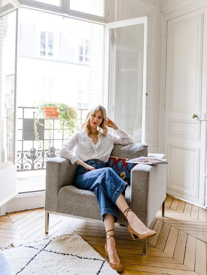 How To Dress Like A French Woman - Real Parisian Style 2022