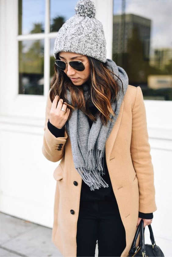 Best Scarf Colors For Camel Coats: Ultimate Street Style Ideas 2021