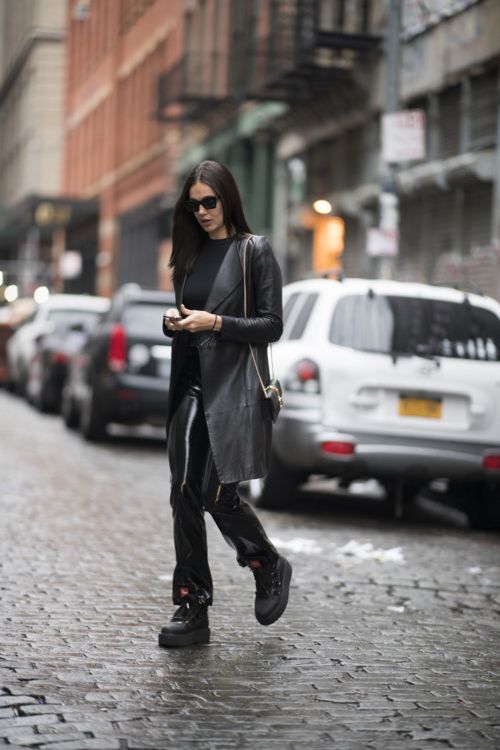40 Ways How To Style Leather Pants For Women: Fascinating Looks 2022