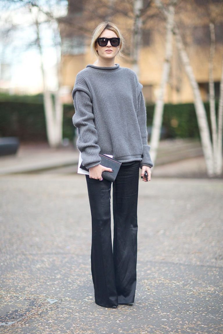 oversized bootcut jeans