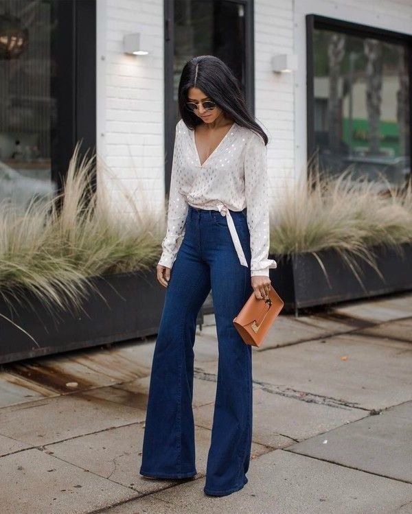 How To Wear Bootcut Jeans To Look Stylish 2022 Fashion Canons 3362