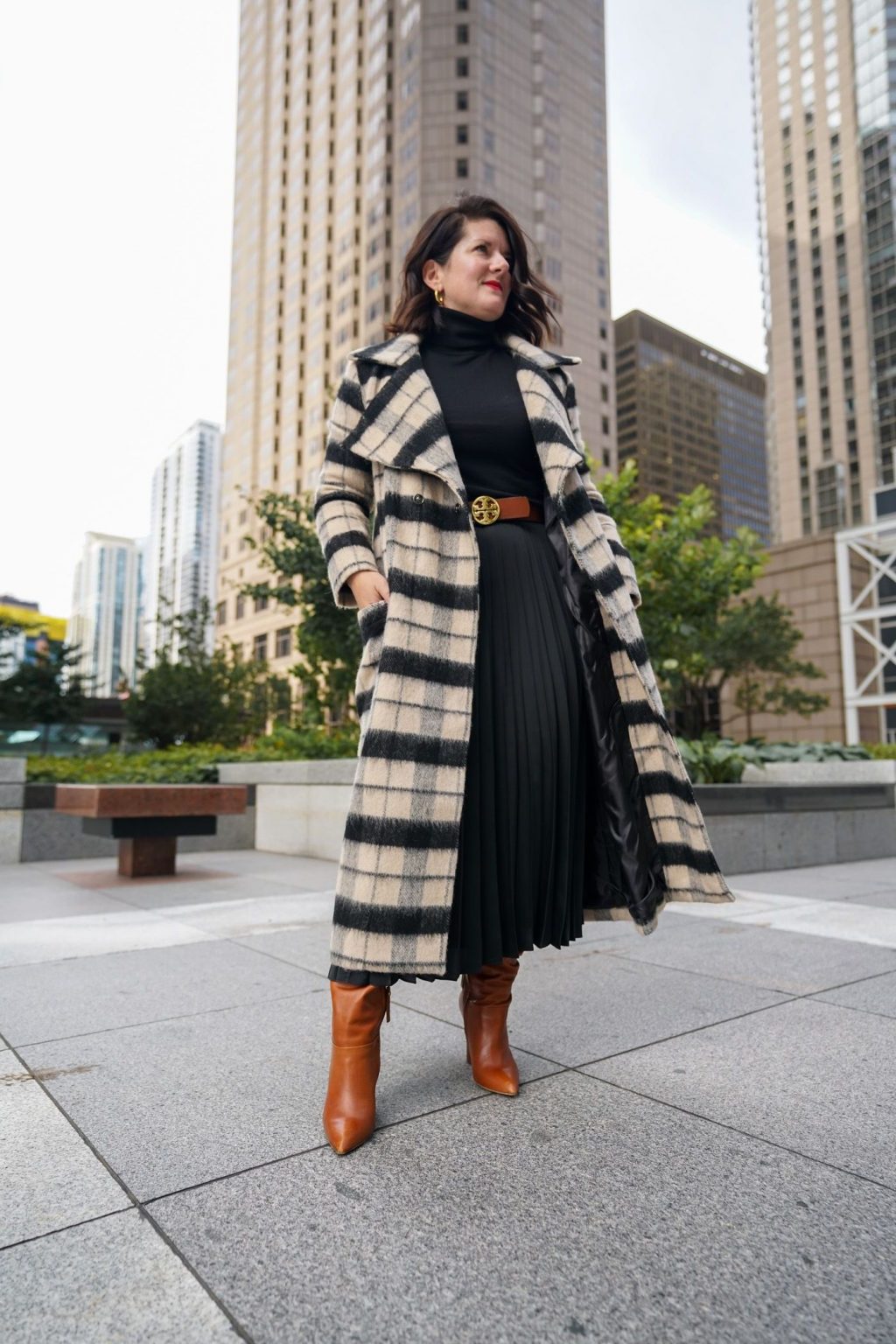 pleated skirt outfit winter