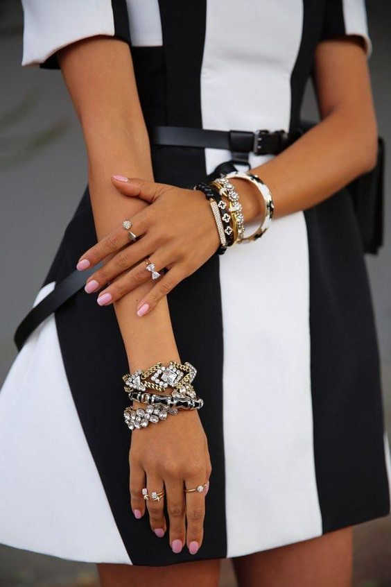 Arm Candy Jewelry For Women How To Wear This Statement Accessory 2022