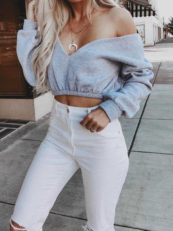 Crop Top Outfits: Ultimate Guide For Women 2022