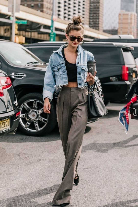 Crop Top Outfits: Ultimate Guide For Women 2022