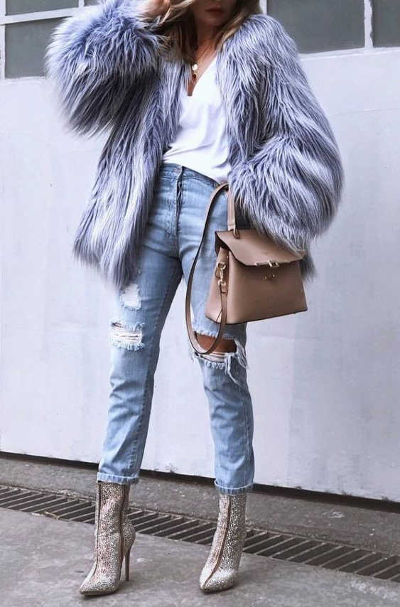 23 Ideas How To Wear Jeans In Winter: Real Life Outfit Inspiration 2022