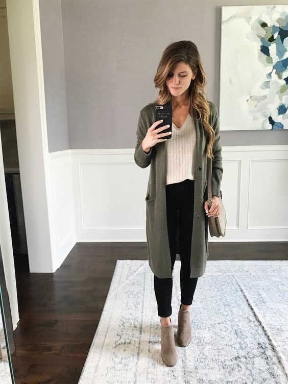 26 Long Cardigan Outfits For Women: Should You Wear Them 2023
