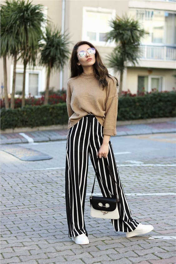 How To Wear Striped Clothes For Women Easy Outfit Ideas 2022
