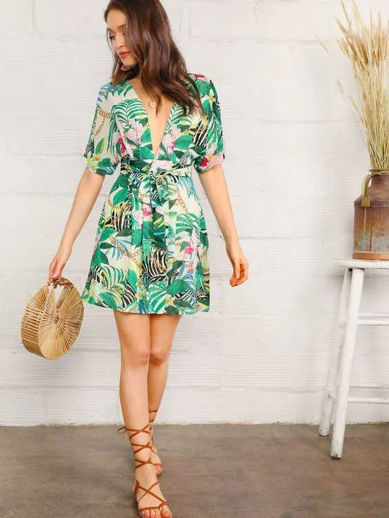 57 Outfit Ideas How To Wear Tropical Print 2023