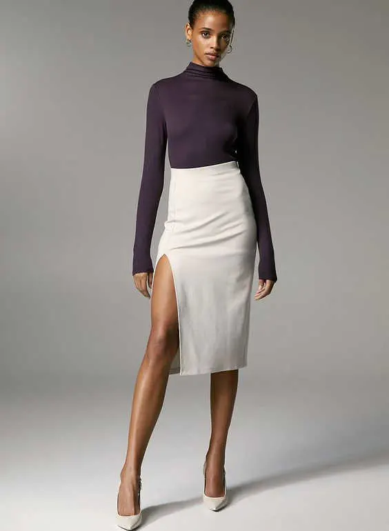 How To Wear Pencil Skirts: Amazing Outfits To Underline Your Style 2023