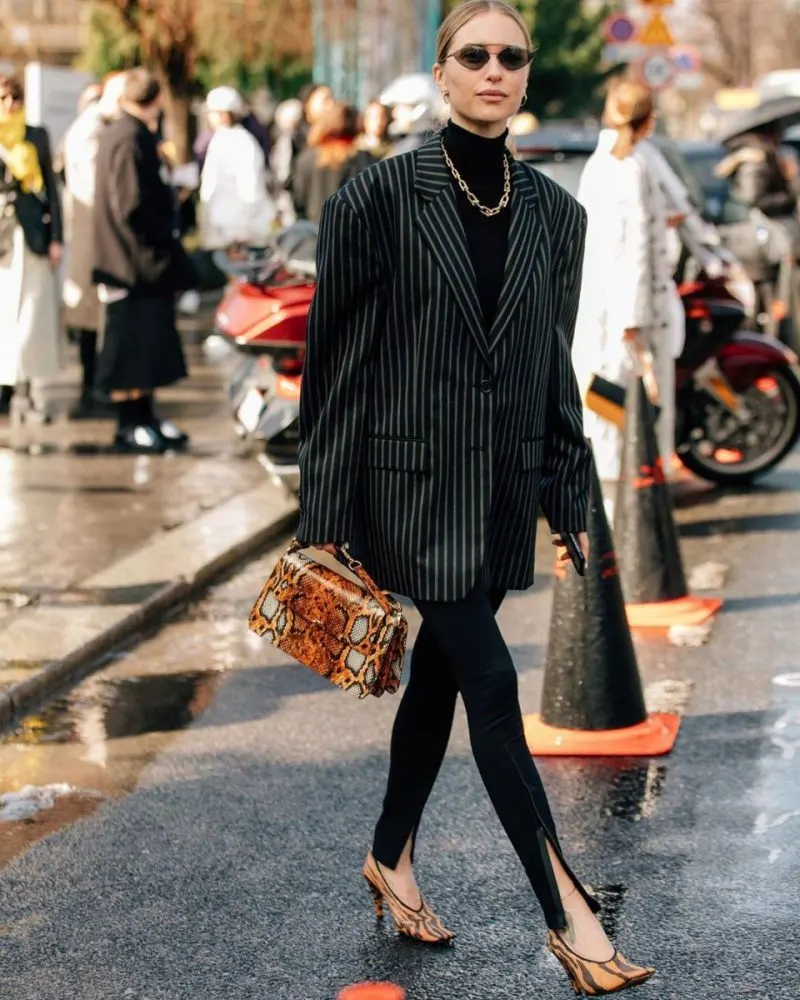 Ways To Wear Leggings This Spring: Inspiring Street Style Ideas 2023