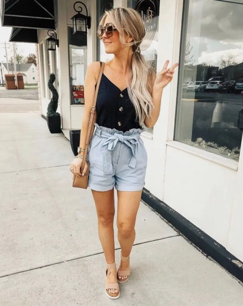 39 Ideas How To Wear Shorts For Summer: Effortless Outfit Ideas 2023