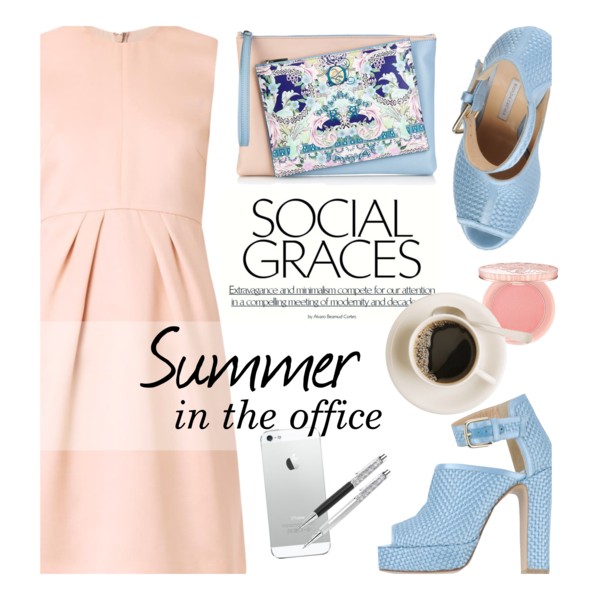Summer Outfits For The Office: Practical & Feminine Ideas 2023