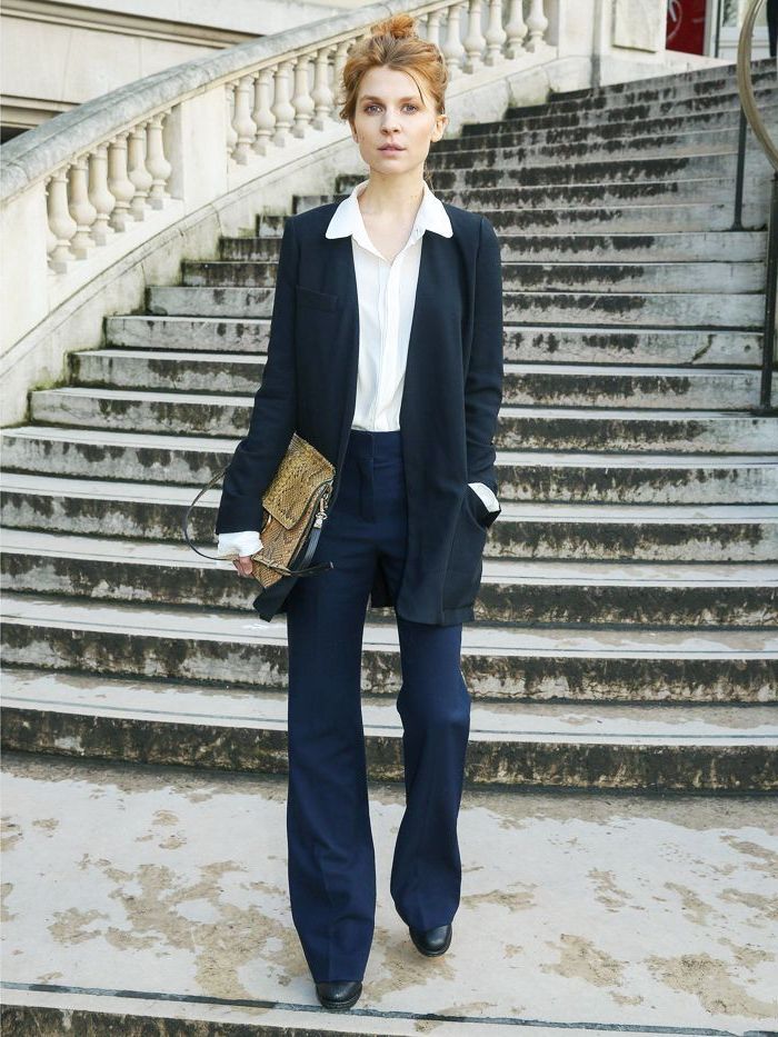 How To Dress Like A French Woman - Real Parisian Style 2023