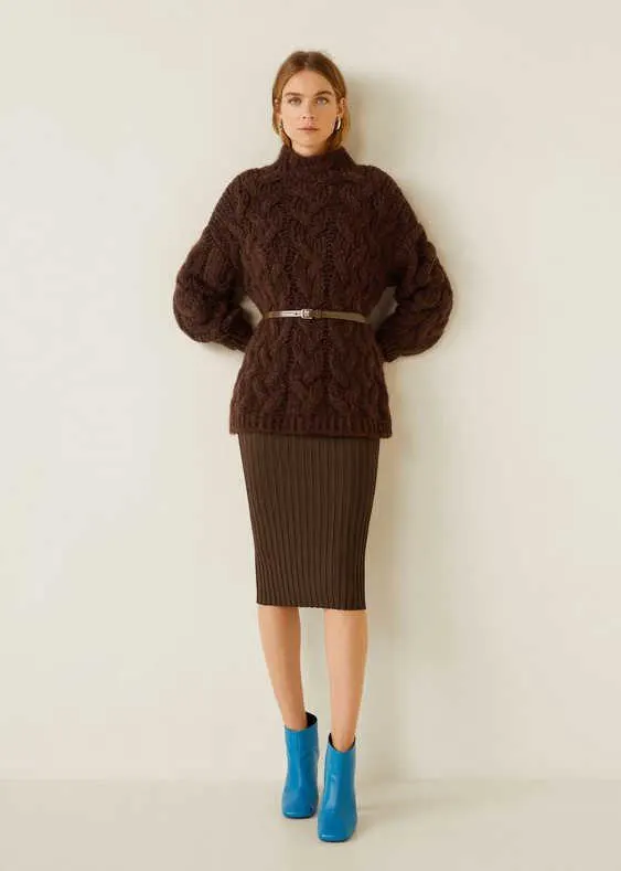 Sweaters With Belts For Women: Unbelievable Street Looks 2023