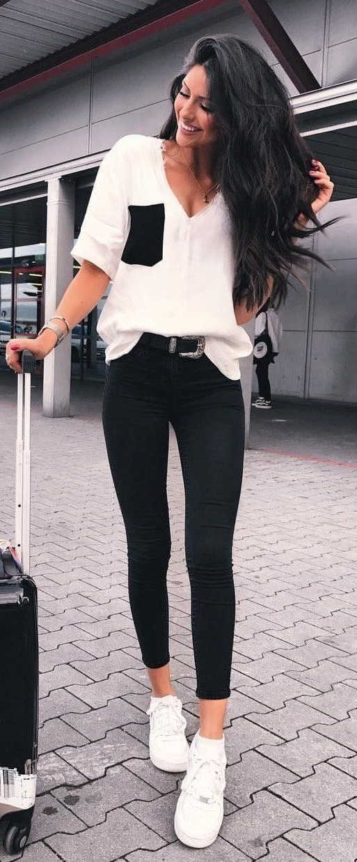 Black Jeans And White Sneakers Easy Outfit Ideas 2023