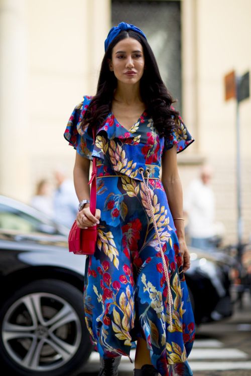 How To Wear Bright Colors This Summer: Fascinating Style Tips 2023 ...