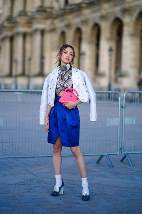 How To Wear Bright Colors This Summer: Fascinating Style Tips 2023