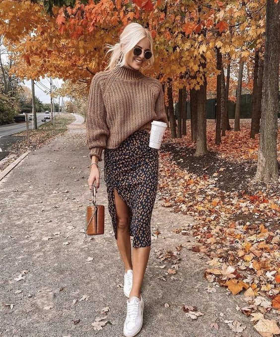 19 Ways How To Wear Sweaters and Skirts: Spectacular Street Looks 2022
