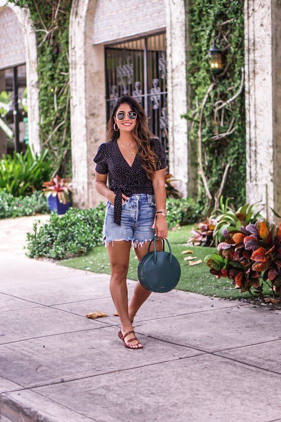 39 Ideas How To Wear Shorts For Summer: Effortless Outfit Ideas 2023