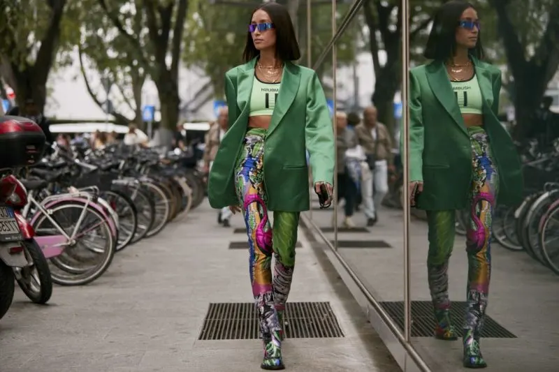 How To Wear Bright Colors This Summer: Fascinating Style Tips 2023