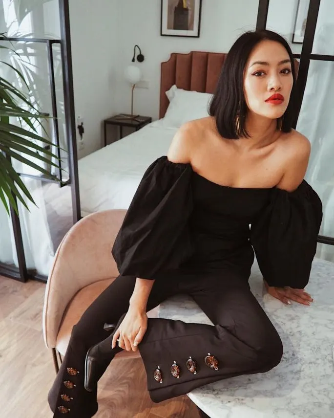 30 Ways How To Wear Black This Summer: Bold Outfits You Should Try 2023