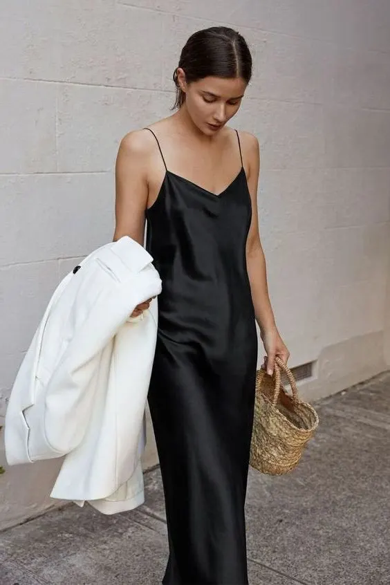 30 Ways How To Wear Black This Summer: Bold Outfits You Should Try 2023