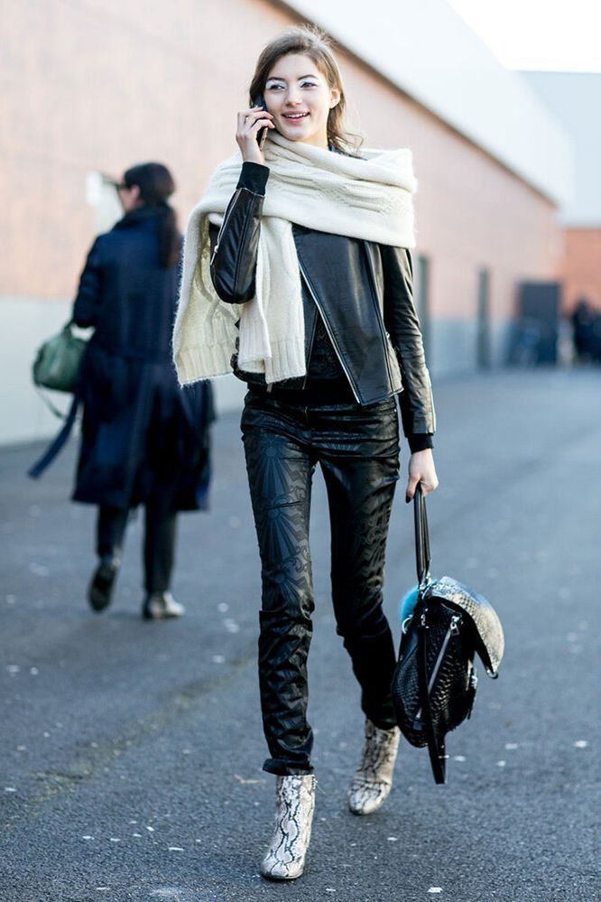 40 Ways How To Style Leather Pants For Women: Fascinating Looks 2023