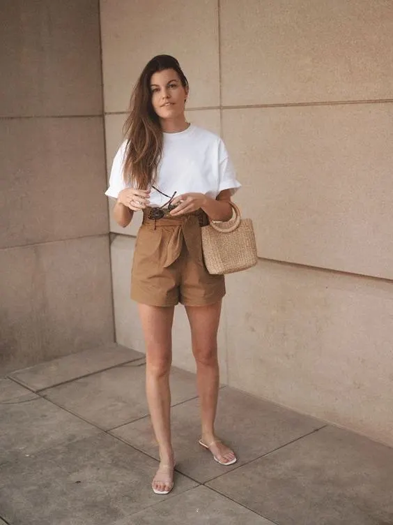 39 Ideas How To Wear Shorts For Summer: Effortless Outfit Ideas 2023