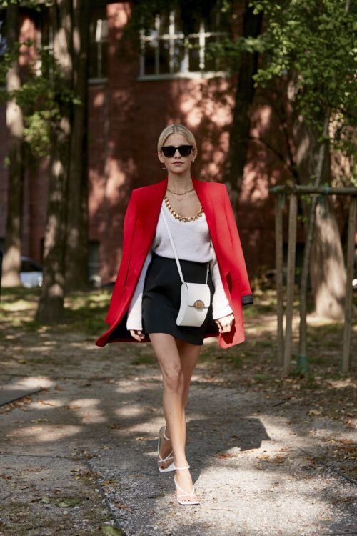 How To Wear Bright Colors This Summer: Fascinating Style Tips 2023