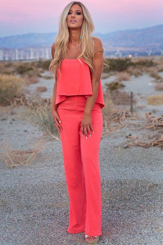 Coral Color Outfit Ideas For Spring: Practical Style Guide 2022