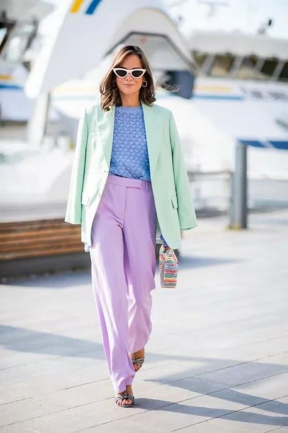 How To Wear Mint Colored Clothing For Women: Smart Strategies 2023