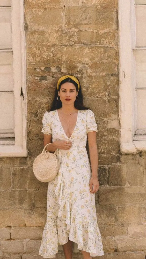 Straw Bags To Try This Summer: Ultimate Style Guide 2023