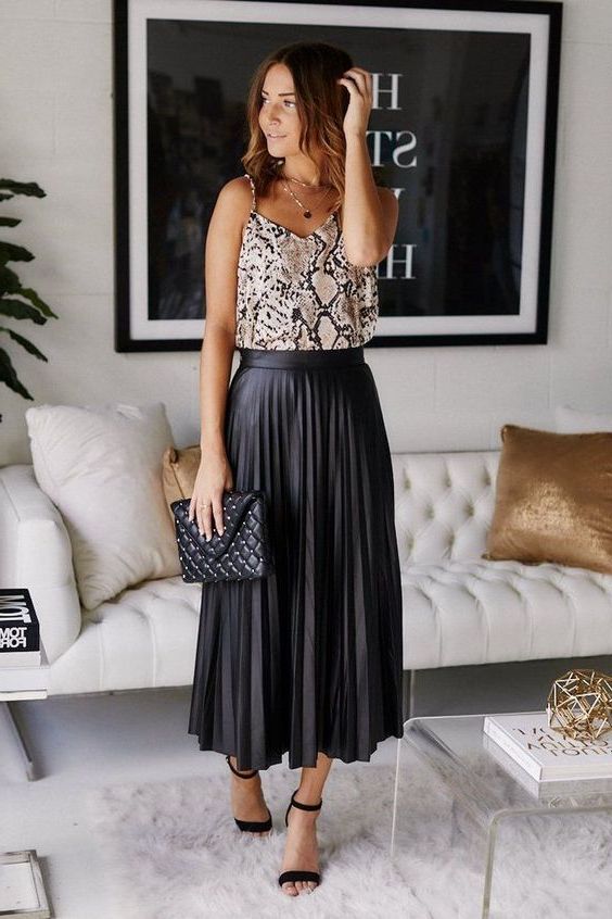 Black Skirt Outfits: Find Your Best Style 2022