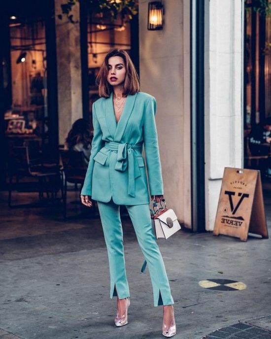 Stylish Business Suits for Women: Best Ideas And Trends 2023