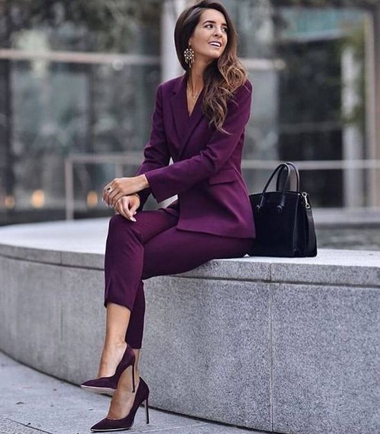 Stylish Business Suits for Women: Best Ideas And Trends 2022