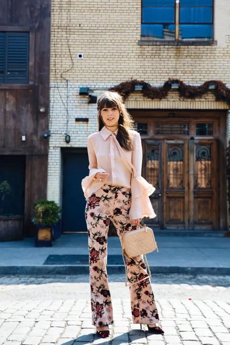 Complete Guide On How To Make Floral Pants Look Chic On You 2023