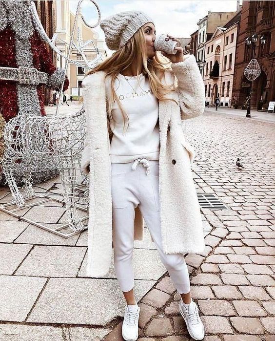 How Should You Wear White This Winter 2022