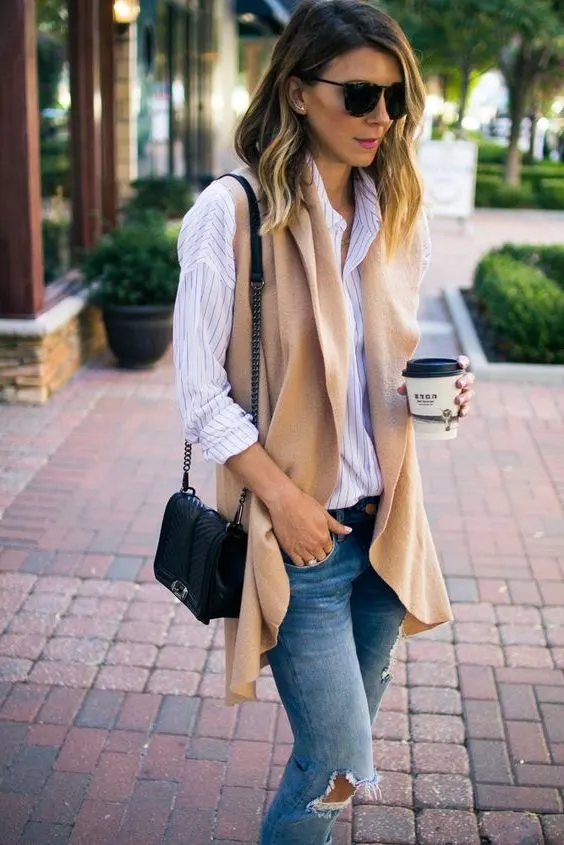 Sleeveless Cardigans Outfits For Ladies: 16 Easy To Wear Looks 2023