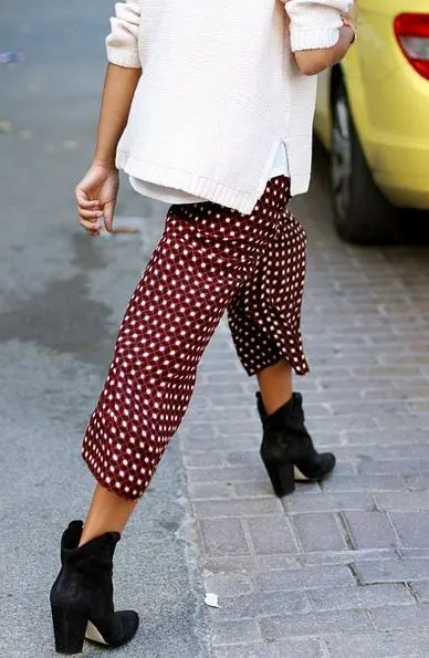 Are Printed Pants In Style Right Now: Easy Guide For Ladies 2023