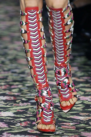 Are High Gladiator Sandals Still In Style 2022