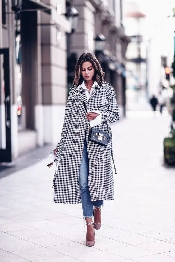 What Plaid Trench Coats Are In Trend This Fall 2023 | Fashion Canons