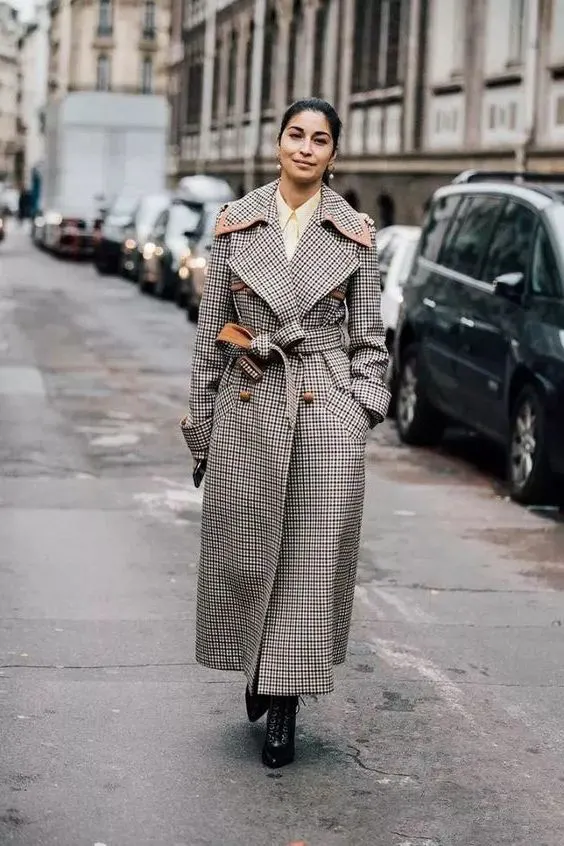 What Plaid Trench Coats Are In Trend This Fall 2023