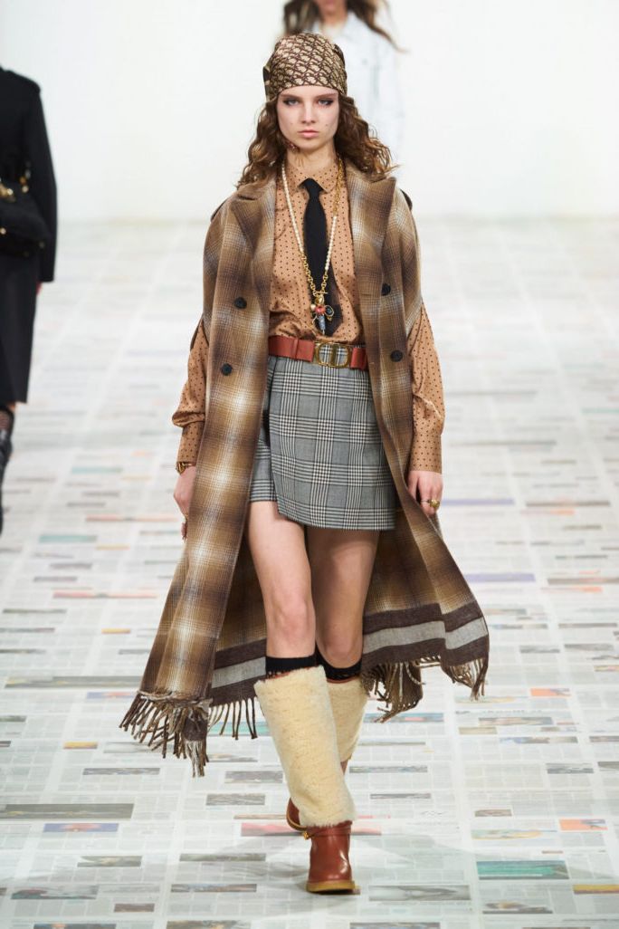 Trends Are Coming: What Should You Wear This Fall 2023