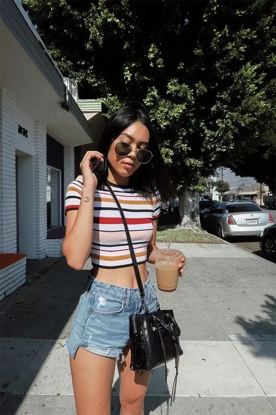 Crop Tops Trend That Will Have You Looking Chic 2023