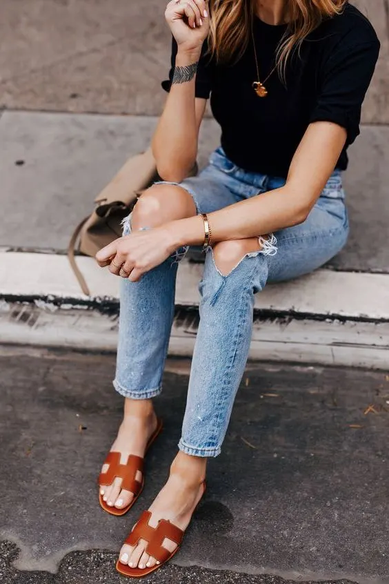 What To Wear With Hermes Oran Sandals: 19 Simple Outfit Ideas 2023